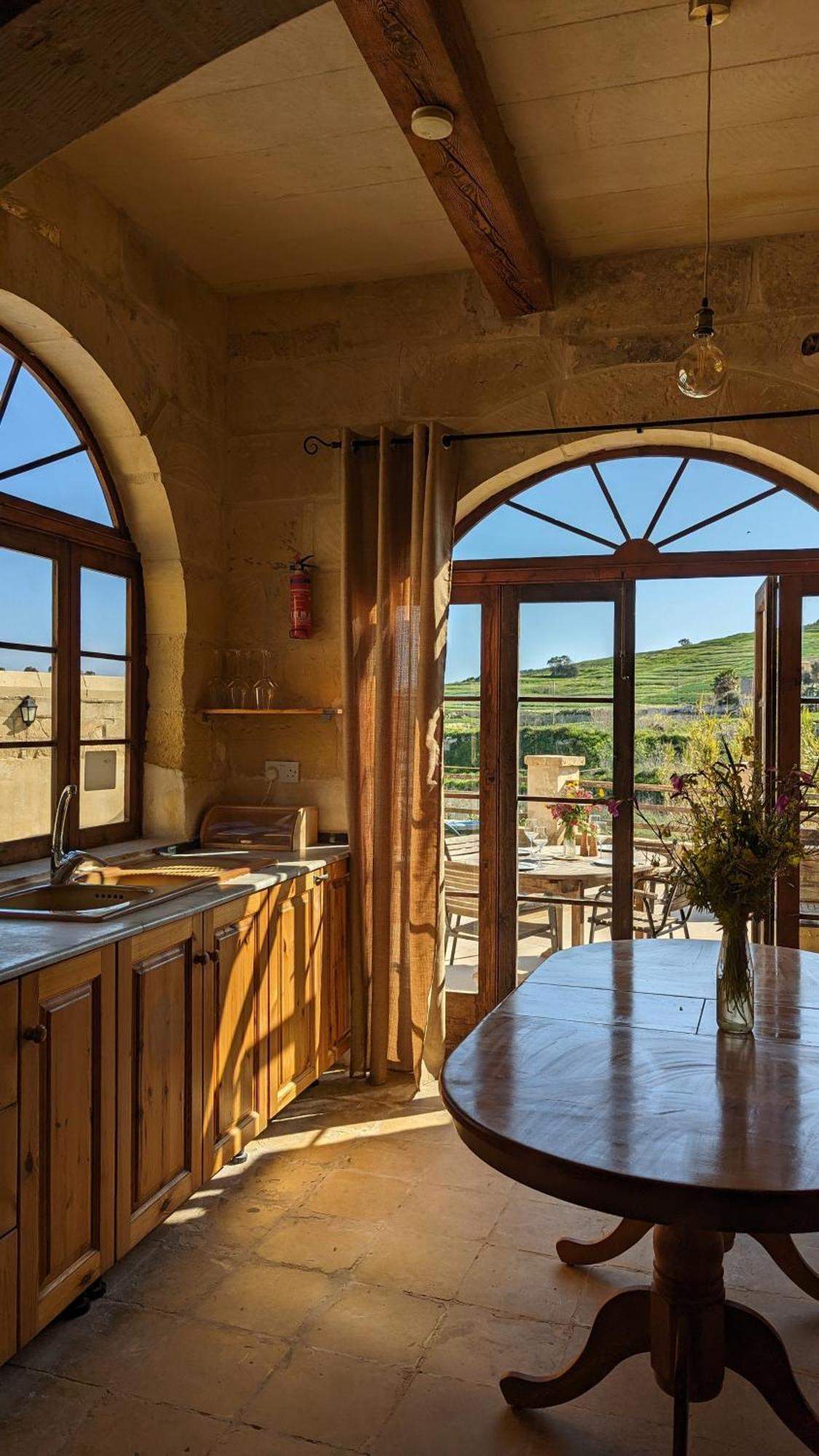 Soluna Boutique Guesthouse Għasri Dış mekan fotoğraf
